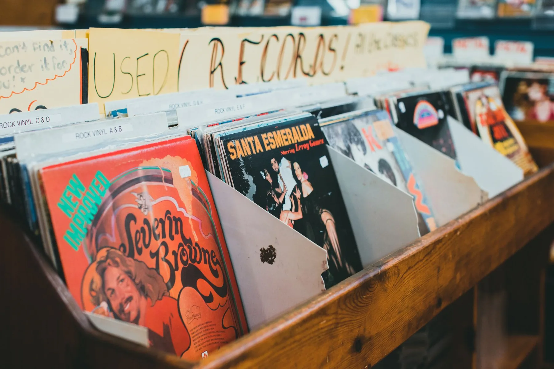 Bacs de disques vinyles d’occasion Bacs de disques vinyles d’occasion