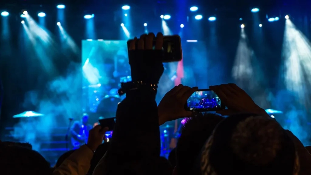Folk Music and Technology: The Age of Streaming and Social Media