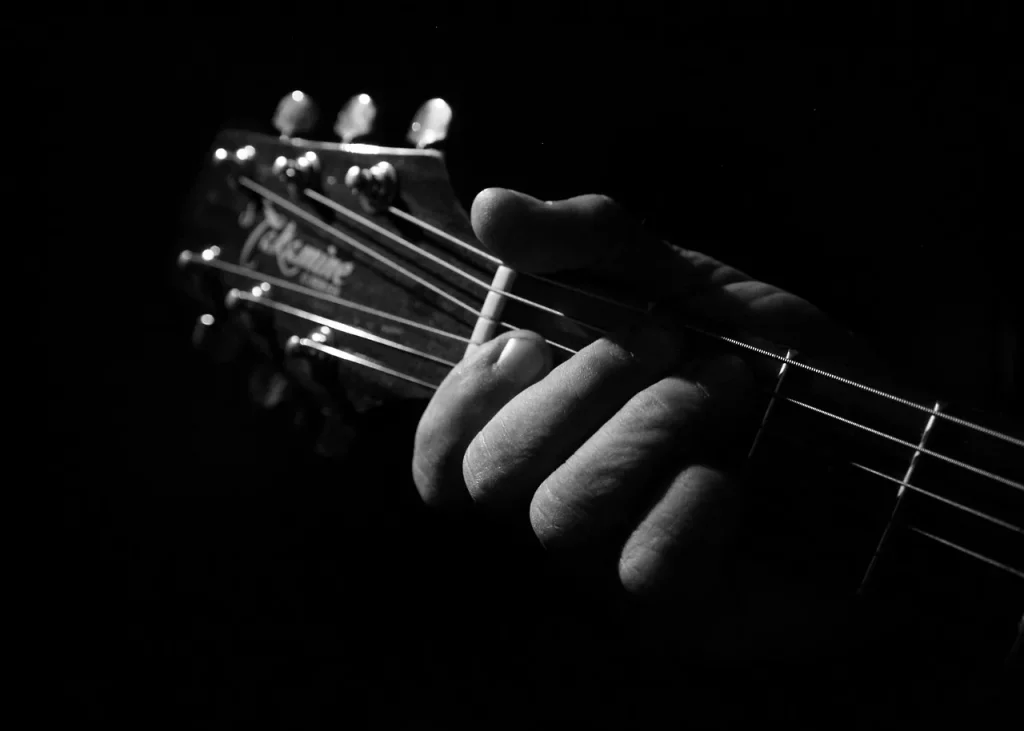 The Art of Songwriting in Folk Music: An Analysis of Memorable Lyrics